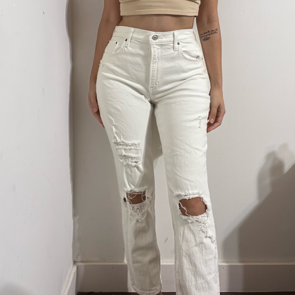 Abercrombie & Fitch size 4R white jeans